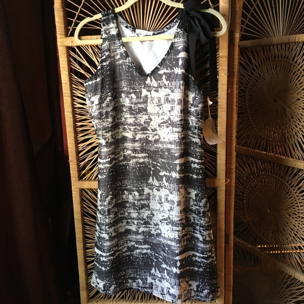 5/$25 HEM & THREAD Black & White Dress Tie Strap Size Medium
